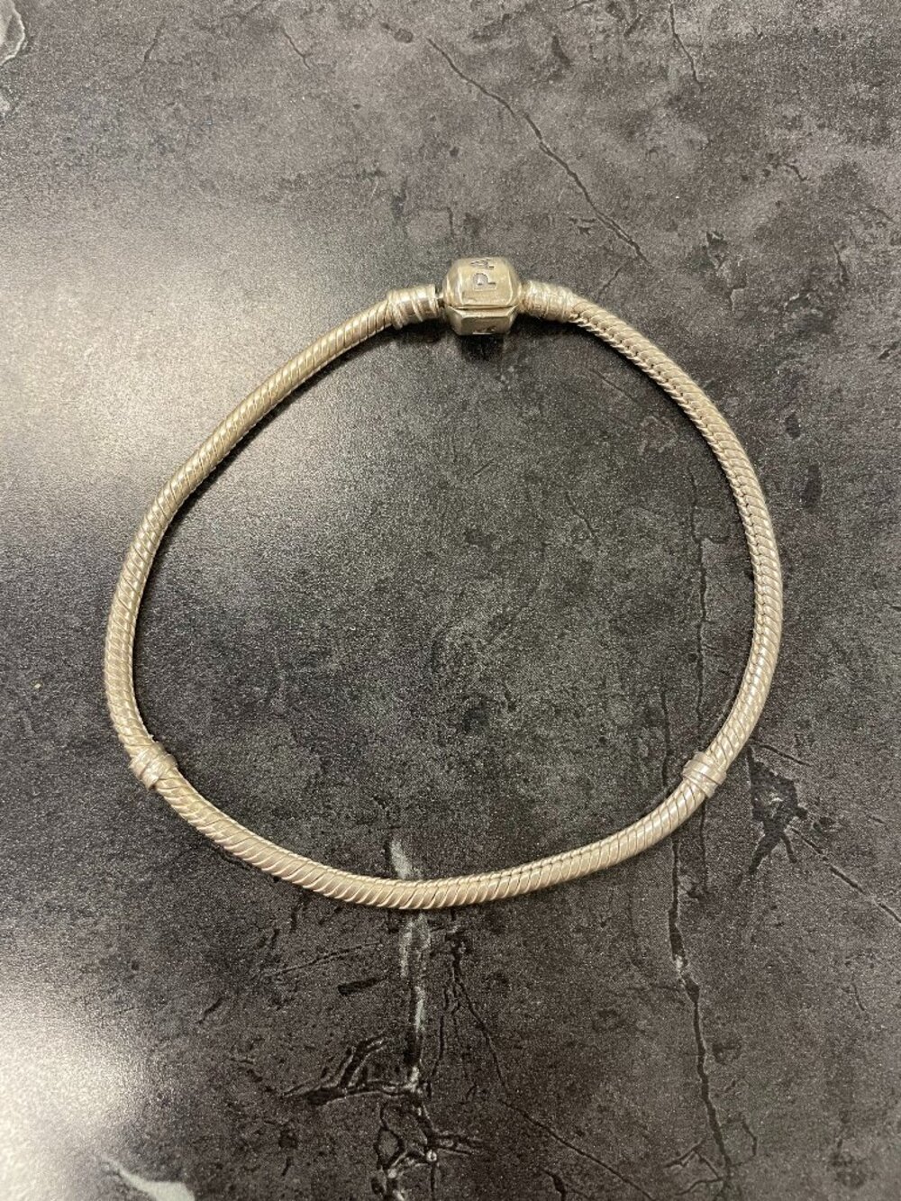Pandora Moments Barrel Chain Clasp Snake Chain Bracelet .925
